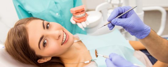 ¡Descubre por qué motivo es esencial acudir a revisiones con tu dentista de confianza!