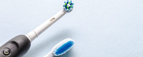 Cepillo de dientes manual vs. eléctrico